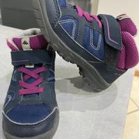 Scarponcino trekking decathlon 27/28