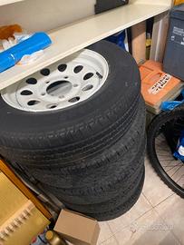 5 cerchi originali samurai,sj413,410 +5 gomme