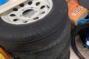 5 cerchi originali samurai,sj413,410 +5 gomme