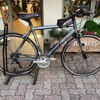 Bici da strada TORPADO T700 superlight