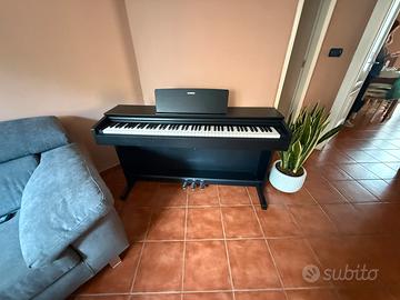 Pianoforte YDP 143
