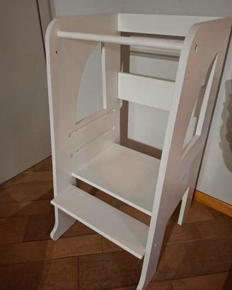 Torre montessoriana per bambini marca Rocket baby