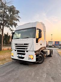 Iveco stralis 500 e5 ( motore rigenerato )