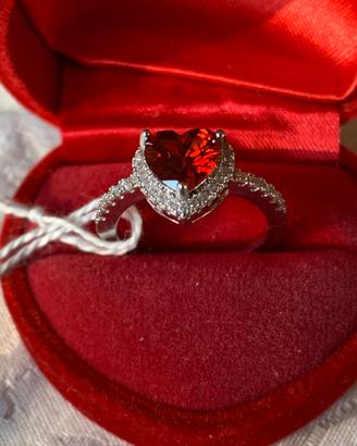 Anello tipo solitario zirconi cuore