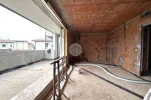 4 LOCALI A MARTELLAGO