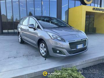 PEUGEOT 5008 BlueHDi 120 S&S Business