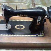 Antica macchina da cucire Diamant