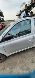 TOYOTA YARIS 2000 - PORTA ANTERIORE SINISTRO