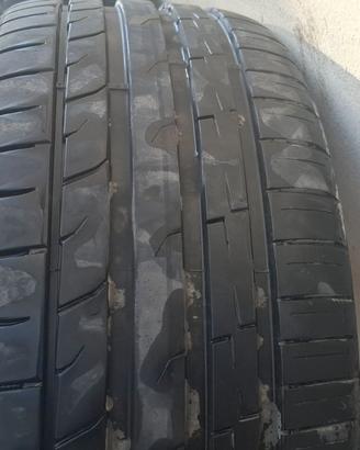 2 gomme estive 245/34ZR20, cerchi gratis