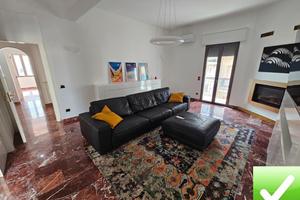 Ristrutturato 171 mq Design Contemporaneo + Cantin