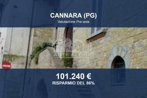 Immobile in asta di 634 m² con più di 5 locali a C