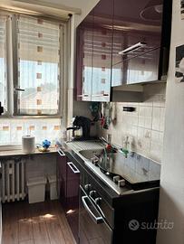 Cucina 285cm con Elettrodomestici color Magenta 