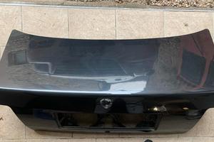 cofano baule lancia Thema 3 terza serie. LEGGI 