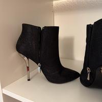 Stivaletto nero con brillantini