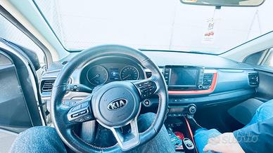 Kia stonic 1.6 crdi 2018 30000 km