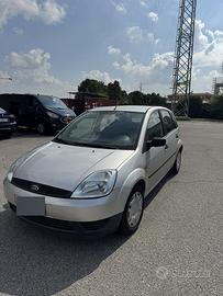 Ford Fiesta 1.25 benzina 75 CV - 2004-Neopatentati
