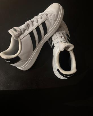Scarpe Adidas n.35