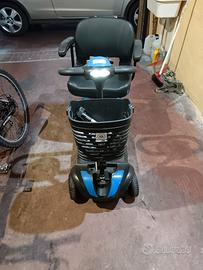 Scooter elettrico per anziani