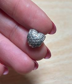 Charm cuore Pandora pavé