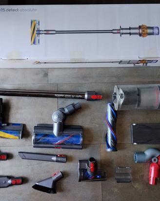 Dyson V15 Detect Absolute + batteria nuova
