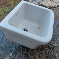 vaschetta in ceramica 