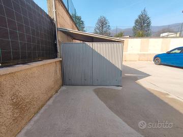 Box per cani in ferro zincato con tetto –