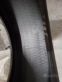 GOMME AUTO