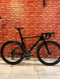 Canyon aeroad cfr axs