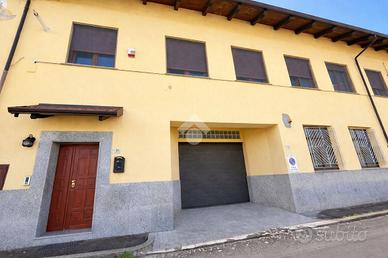 CASA SEMINDIPENDENTE A SAN FRANCESCO AL CAMPO