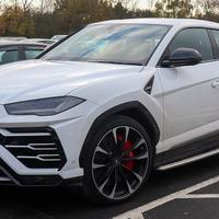 Ricambi lamborghini urus kit