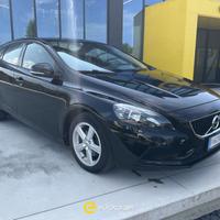 VOLVO V40 D2 Momentum