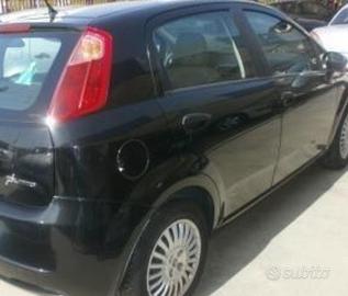 Fiat Grande Punto portellone,ponte,radiatori