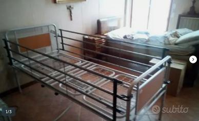 Letto sanitario con materasso ad aria
