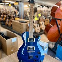 YAMAHA AES620 BLUE