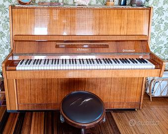 Pianoforte verticale 