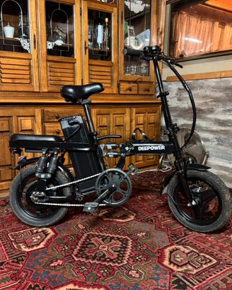 Bici elettrica autonomia 70/80km perfetta prezzotr