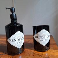 Set portaspazzolino e dispenser Hendrick's