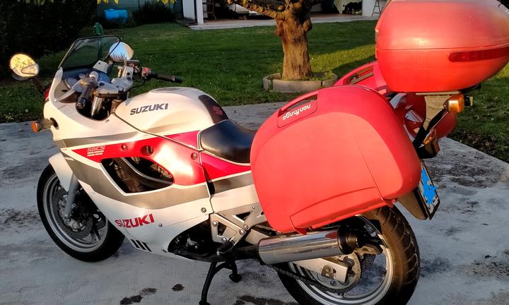 Suzuki GSX 750 F - 1991
