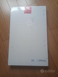 2 mensole Ikea mod. Utrusta  misure cm 56 x 35