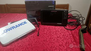 Ecoscandaglio lowrance hook reveal 9 ts