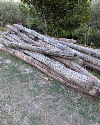 Travi antiche in legno