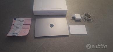 MacBook Air (M2 series)