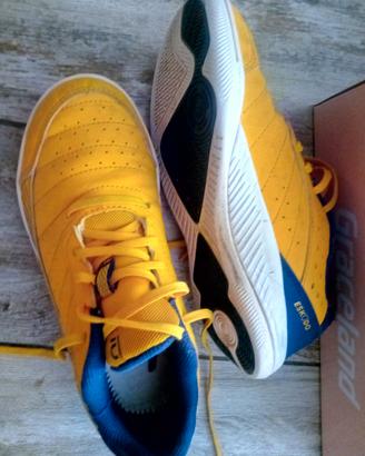 Scarpe da calcetto n. 36/37