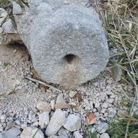 Fontana in pietra antico