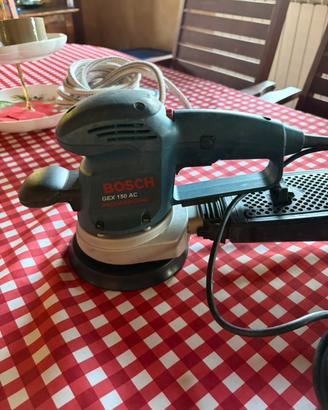 Levigatrice bosch GEX 150AC