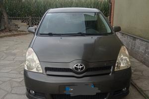 Toyota corolla verso 