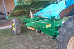 Rimorchio pizeta forestale trazionato