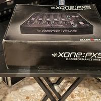 Supporti per dj set e per pianoforte