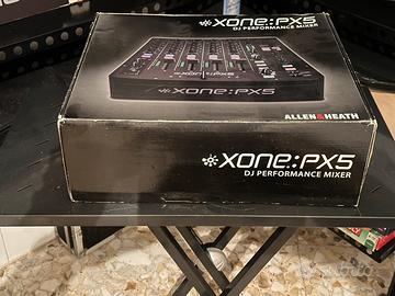 Supporti per dj set e per pianoforte