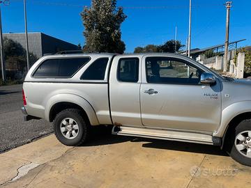 Hard top toyota hilux